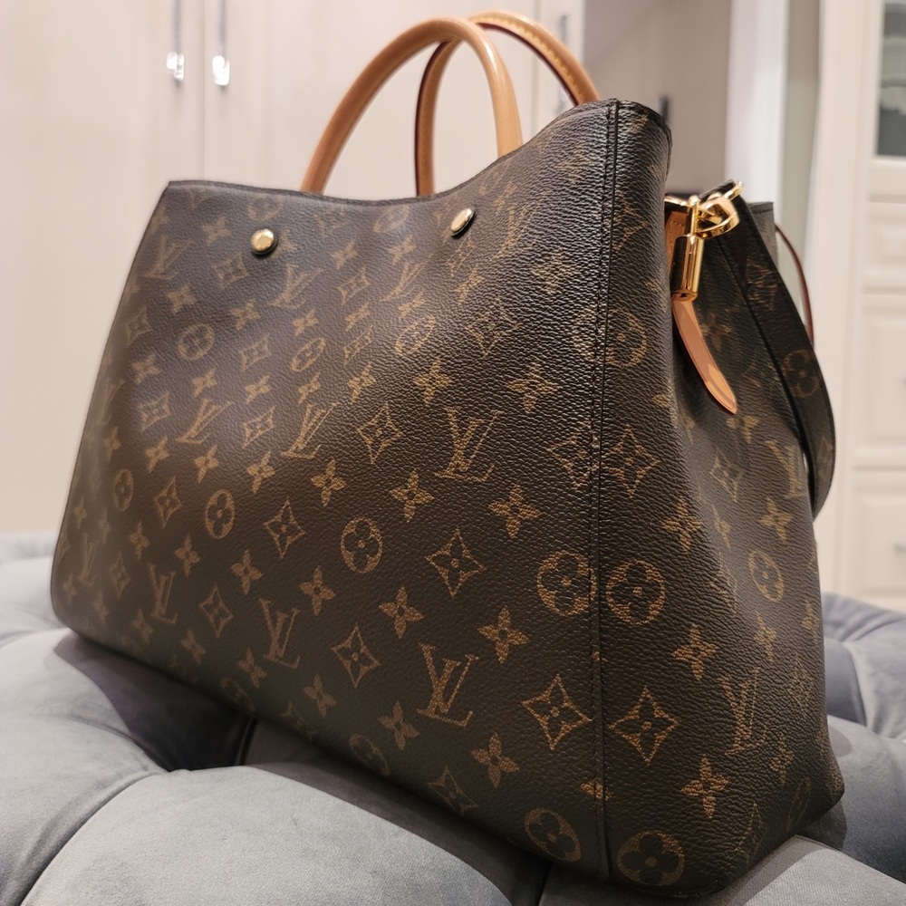 AUTHENTIC LOUIS VUITTON MONTAIGNE GM